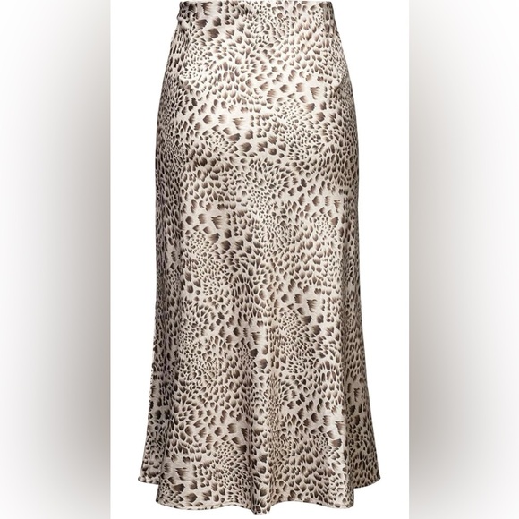 Leopard Print Midi Skirt - Picture 2 of 5